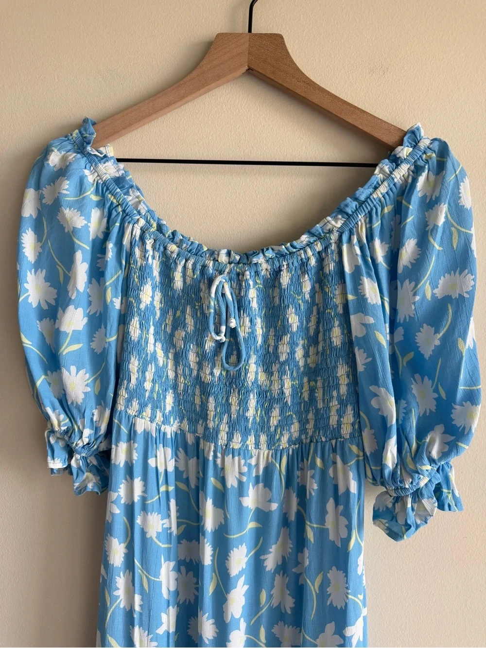 Faithfull The Brand Leyla Smocked Midi Dress Blue Floral Puff Sleeve Size S - Picture 4 of 16
